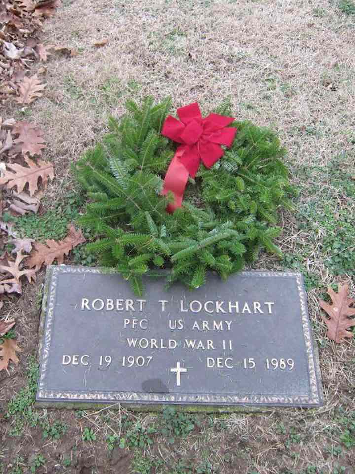 Grave of Robert T. Lockhart (Wreaths across America)